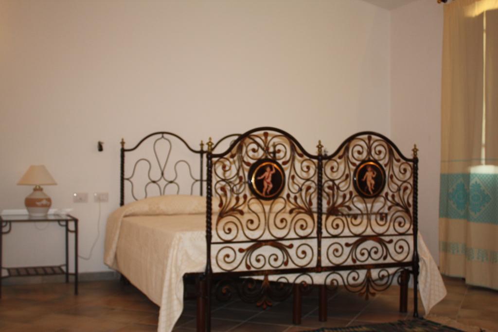 Ermosuras Villa Nuoro  Habitación foto